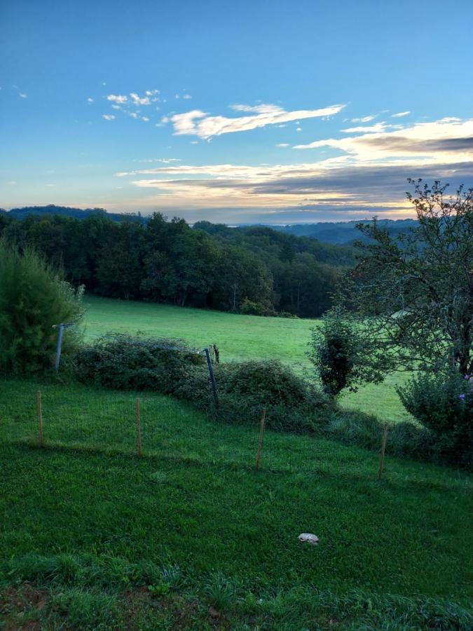 Au Petit Bois Magique Appartement Payrac Buitenkant foto