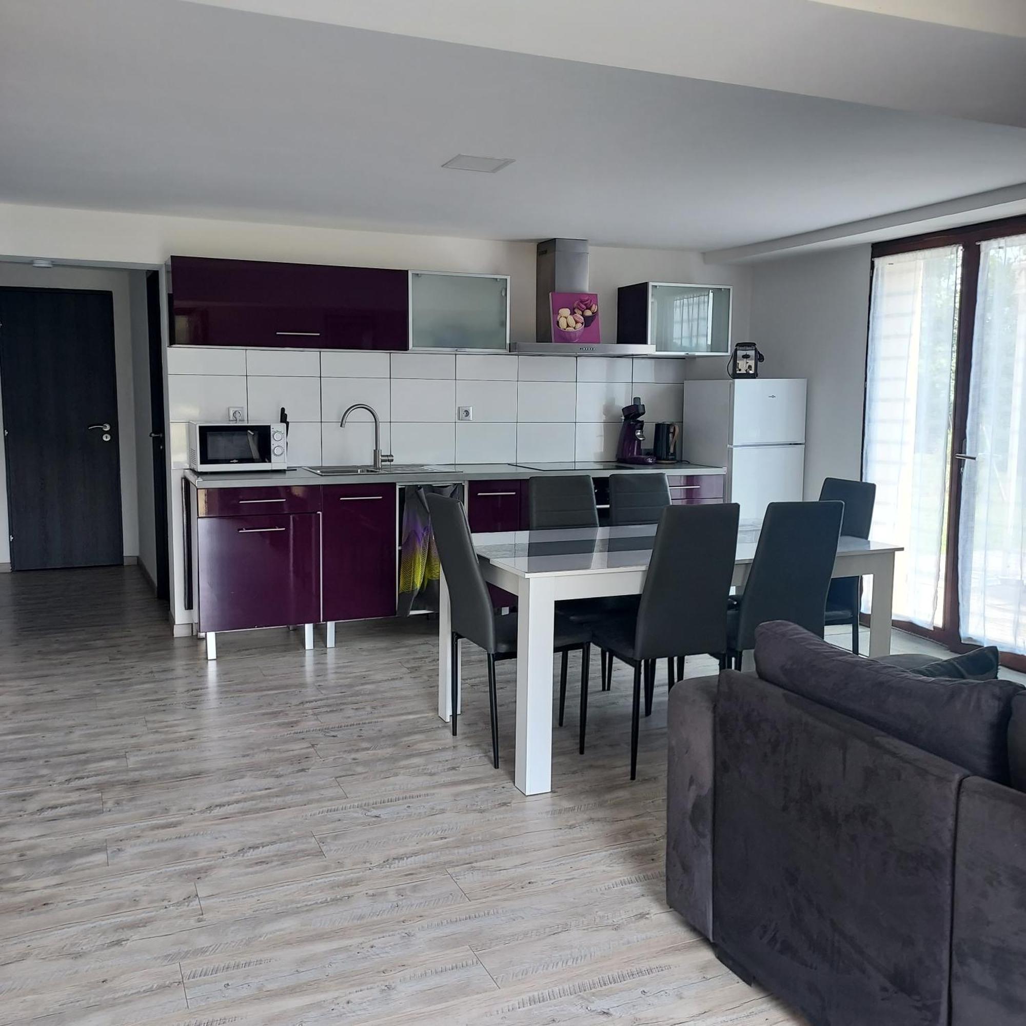 Au Petit Bois Magique Appartement Payrac Buitenkant foto